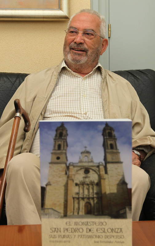 El catedrático emérito José Fernández Arenas.